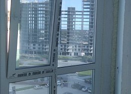 Вид изнутри, учли доборники по бокам и свеху под будущее утепление. 